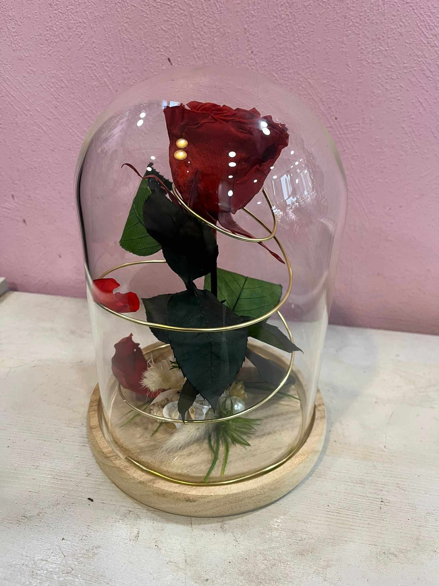 Cloche de rose éternelle Amour