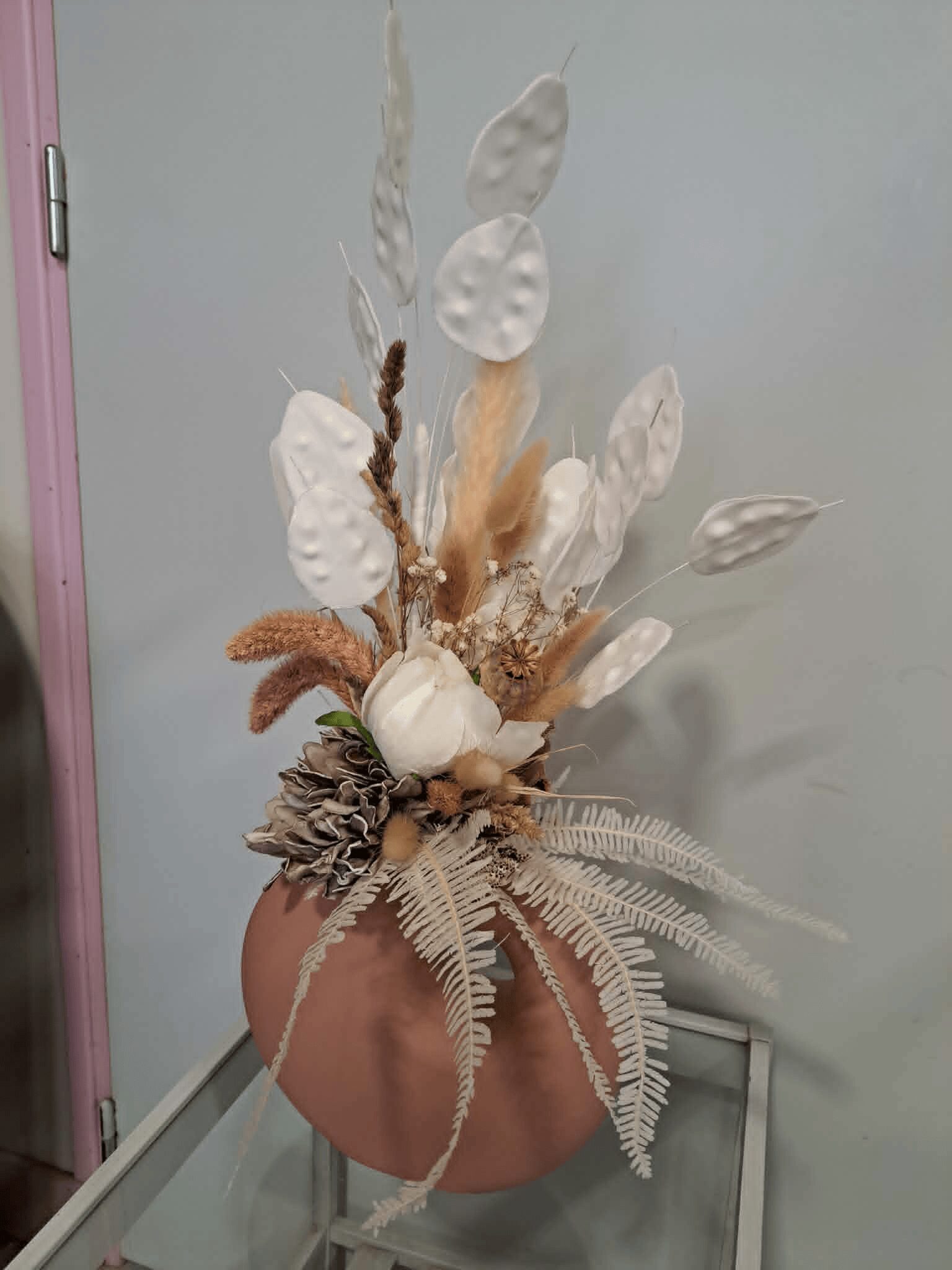 Bouquet de fleurs en fleurs séchées et Evéa Lisina