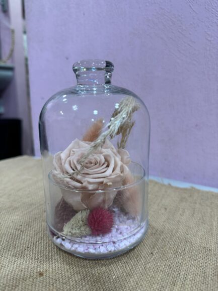 Composition de rose éternelle Vénus – Image 2